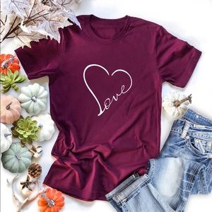 🛑SOLD🛑Women's Heart-shaped Love Printed T-shirt